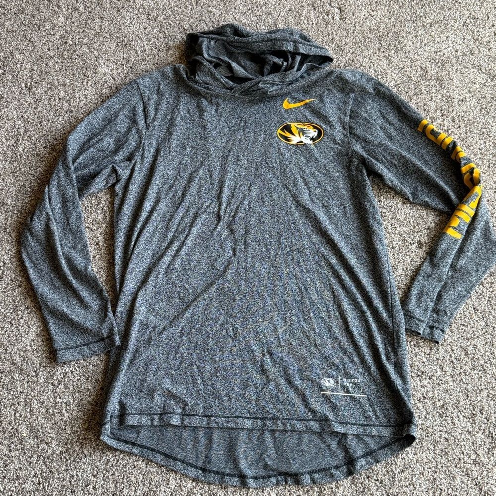 Nike Men’s Grey Hooded Mizzou Pullover Medium University of Missouri Tigers